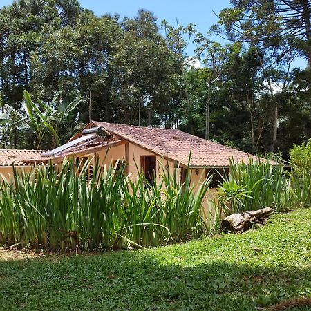 أيوريوكا Casa Cacau Boutique B&B - Sitio Salamandra Vale Do Matutu المظهر الخارجي الصورة